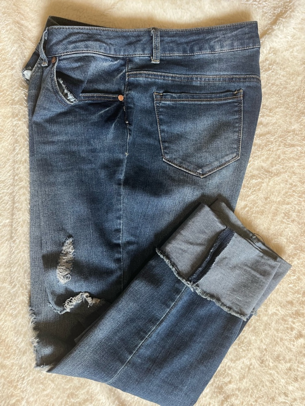 Taylor Dark Blue Distressed Ankle Jeans